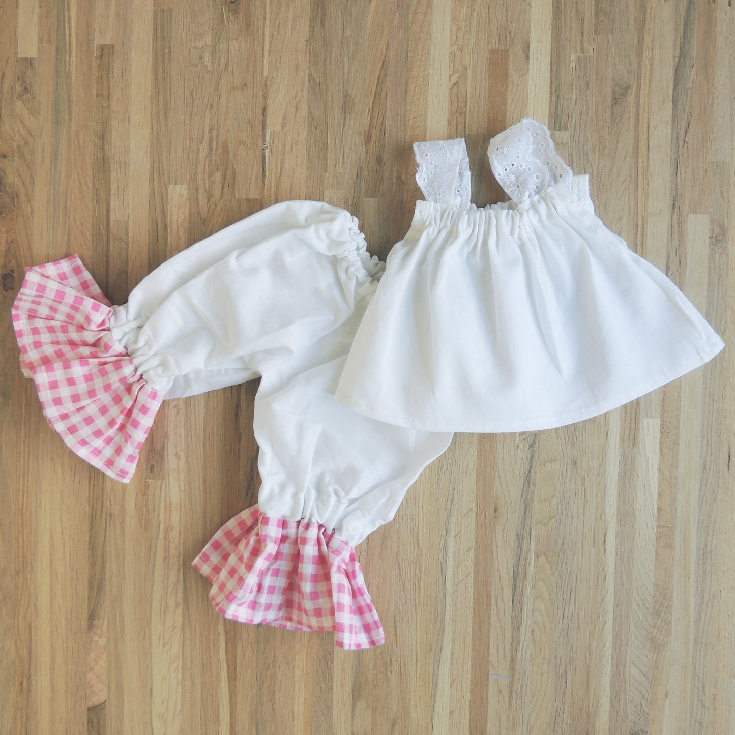 Gingham pink and white